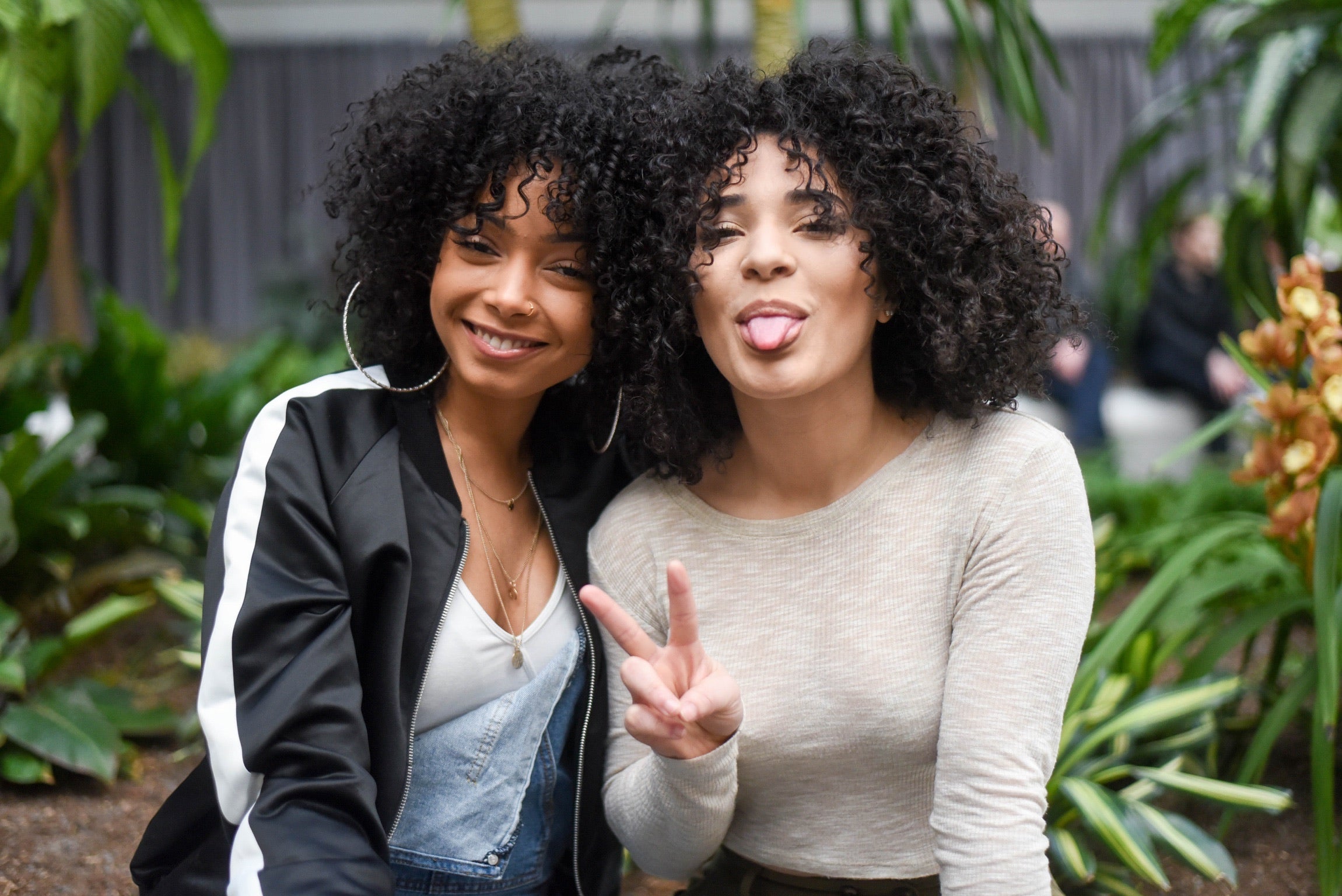 エステベッド　エトゥベラ Curl Talk with Tacha J – EDEN BodyWorks