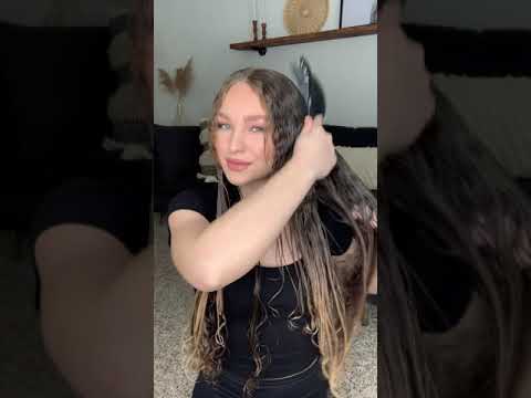 Customer video applying Coconut Shea Hair Masque Treatment